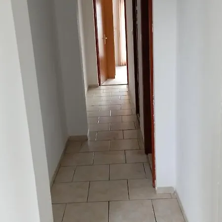 Apartman Mimi *